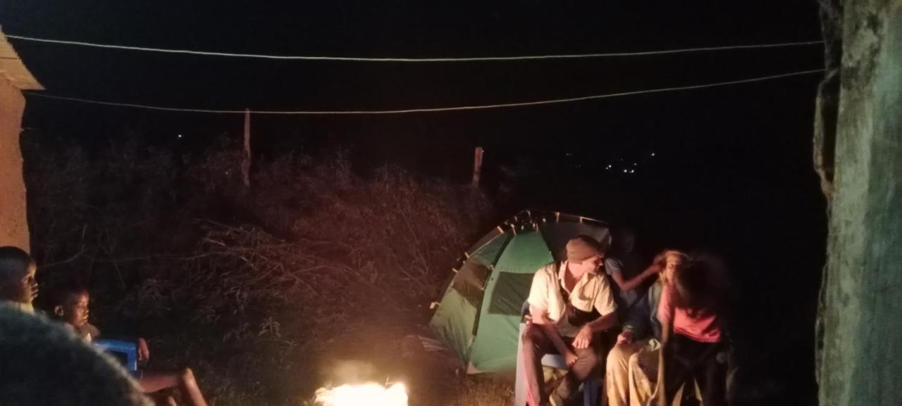Maasai Homestay Camping Sekenani Eksteriør bilde
