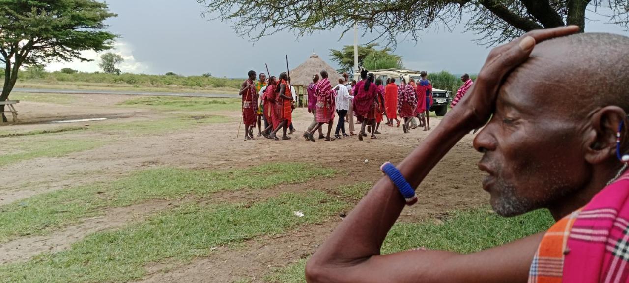 Maasai Homestay Camping Sekenani Eksteriør bilde